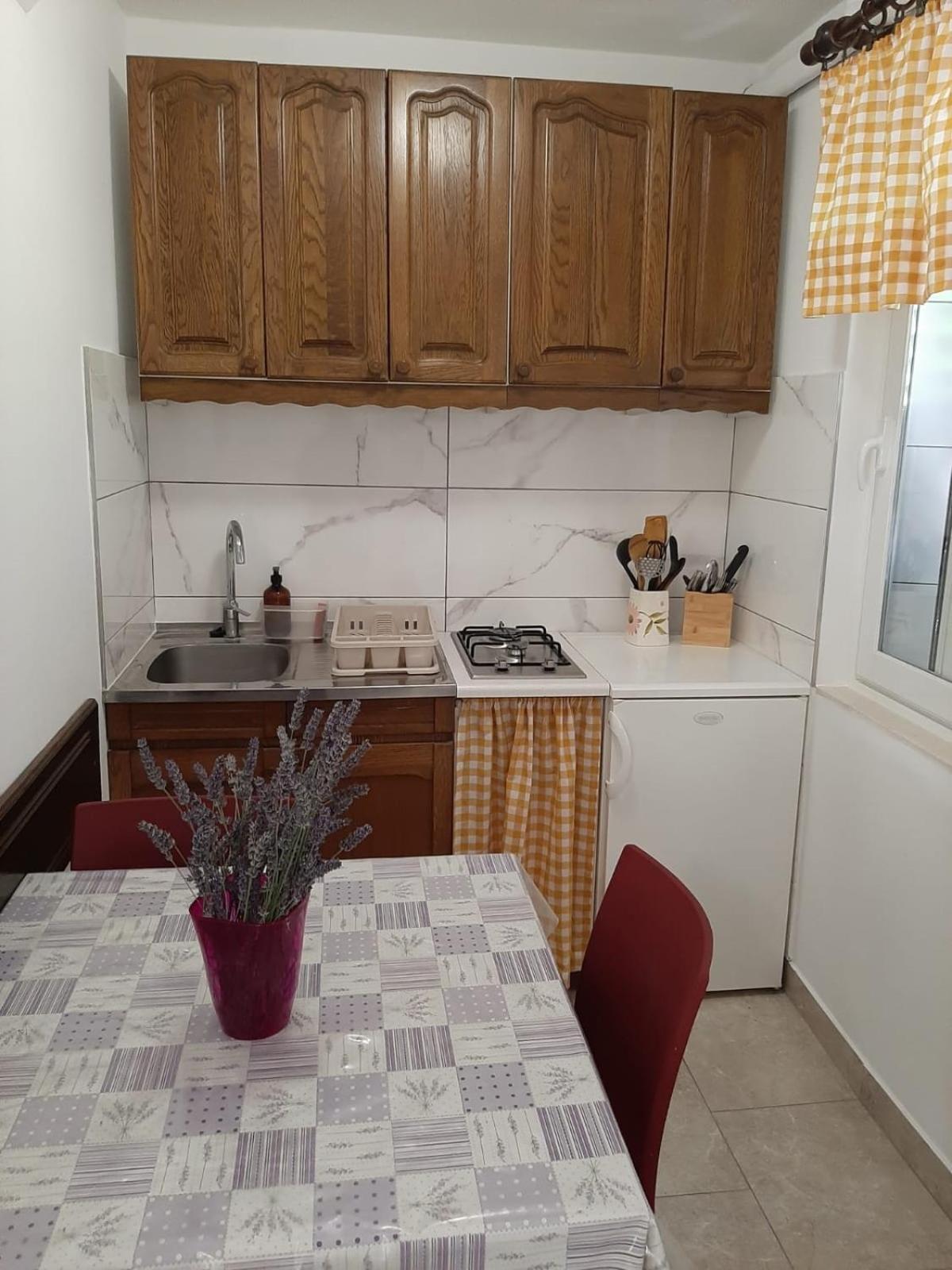 Apartments And Rooms With Parking Space Trpanj, Peljesac - 250 Esterno foto